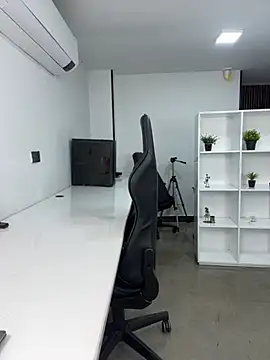 Snapshot of megan_bigboobs_ chatting on 10.18.25 megan bigboobs online show from 10.18.25