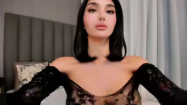 Snapshot of EmeraldGreyson chatting on 02.04.26 EmeraldGreyson online show from 02.04.26