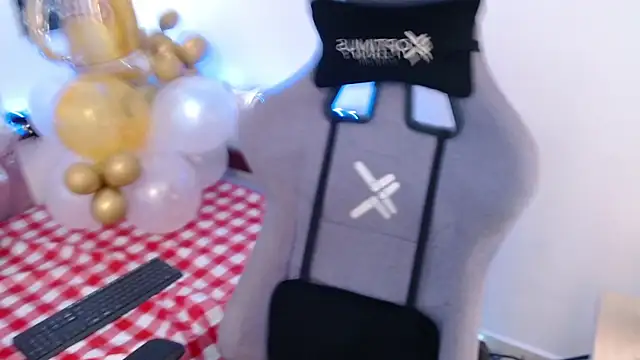 Luna-Gomez online show from 10.02.25