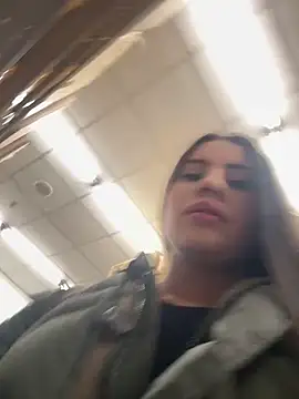 Isabella21  online show from 09.25.25