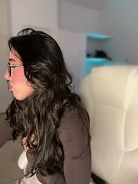 julieta jhonss online show from 04.04.26