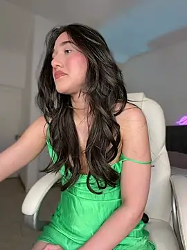 Snapshot of julieta_jhonss chatting on 08.02.26 julieta jhonss online show from 08.02.26