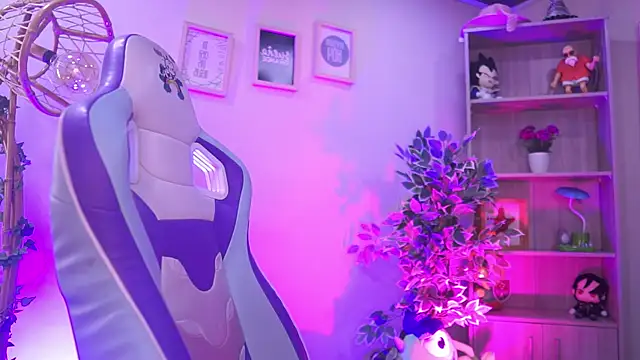 chloe moons  online show from 02.28.26