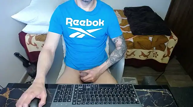 bossking017 online show from 02.04.25