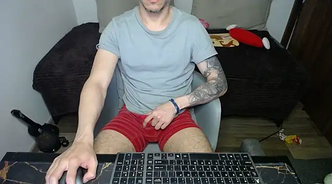 bossking017 online show from 02.21.25