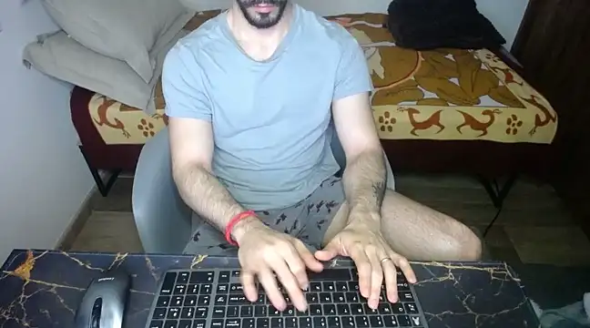 bossking017 online show from 03.17.25