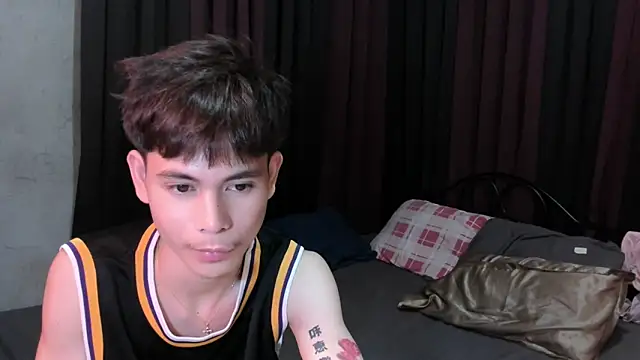 Snapshot of hotfreshdior chatting on 04.18.26 hotfreshdior online show from 04.18.26