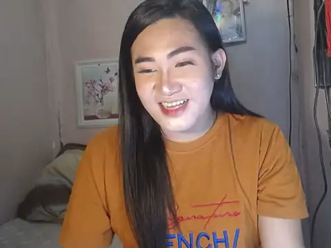 Snapshot of behappy4me chatting on 09.14.25 behappy4me online show from 09.14.25