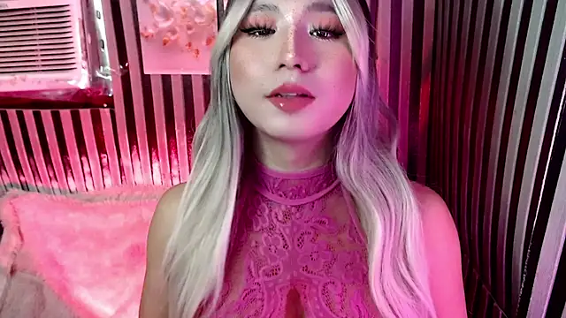 UrhotlucyTS online show from 07.06.26
