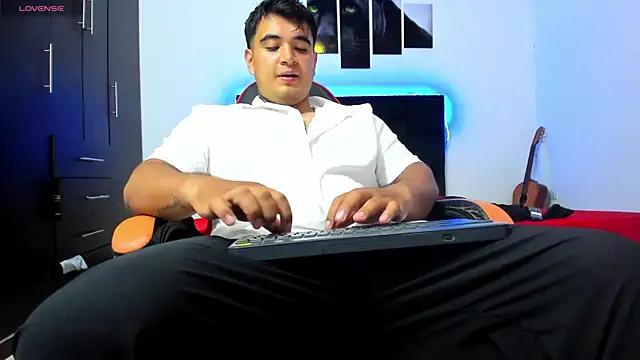 Snapshot of thiago__cp01 chatting on 05.07.26 thiago cp01 online show from 05.07.26