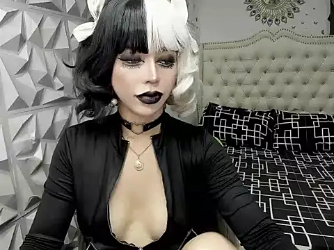 janecomander online show from 04.11.26