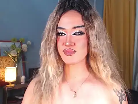 AleinaCroft online show from 10.28.25