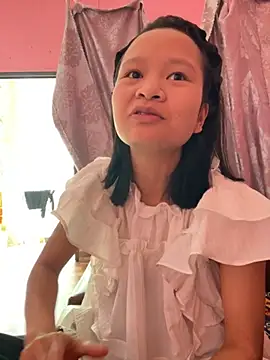 Daisy018 online show from 10.12.25