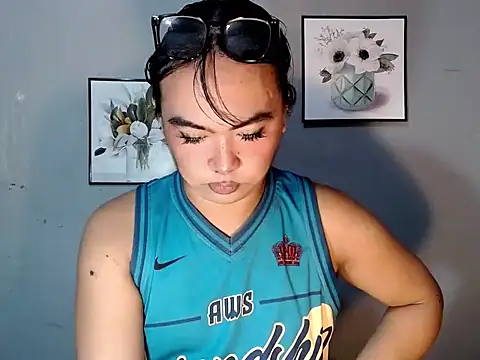 Snapshot of Asianblk_barbiedoll chatting on 05.27.26 Asianblk barbiedoll online show from 05.27.26