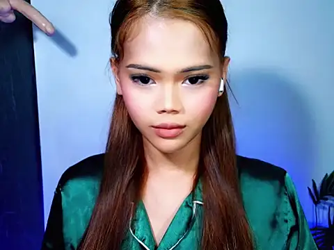 ur holly lexie online show from 11.18.25