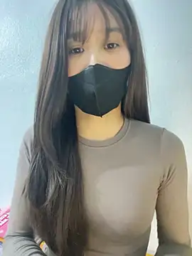 Lucy217 online show from 12.17.25