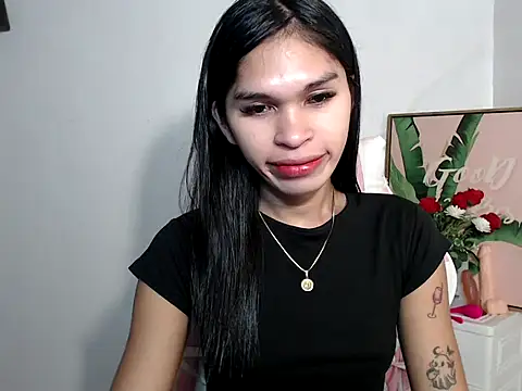 Snapshot of sexloverxxz chatting on 09.23.25 sexloverxxz online show from 09.23.25