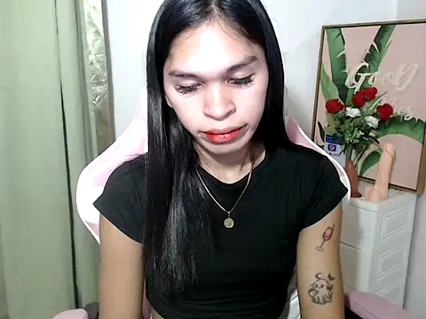 Snapshot of sexloverxxz chatting on 09.27.25 sexloverxxz online show from 09.27.25