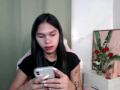 Snapshot of sexloverxxz chatting on 10.13.25 sexloverxxz online show from 10.13.25