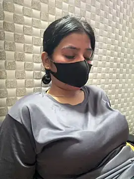 Snapshot of Hot_Jaanvi_ chatting on 06.18.26 Hot Jaanvi online show from 06.18.26