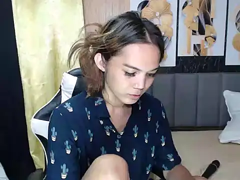 Raffa ella69 online show from 11.14.25