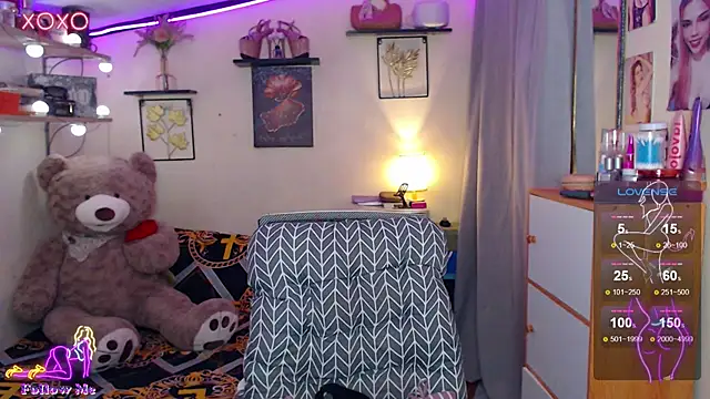 izabella moore online show from 07.05.26