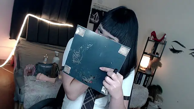 Veniceseduction online show from 01.12.26