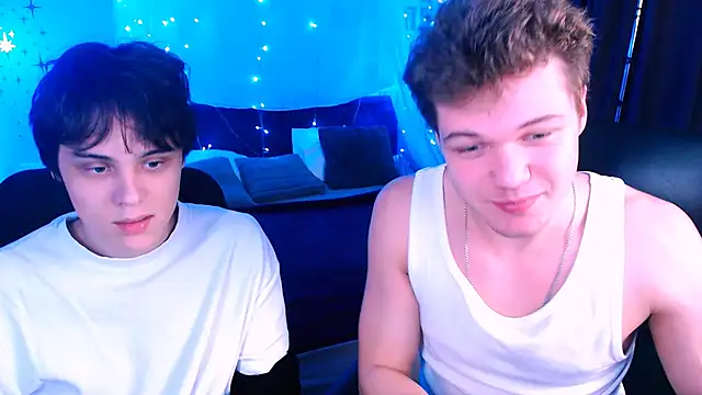 Snapshot of lucas_long_ chatting on 11.22.25 lucas long online show from 11.22.25