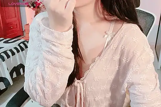    Daisy    online show from 10.17.25