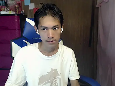 Snapshot of riks_tyler chatting on 07.22.26 riks tyler online show from 07.22.26