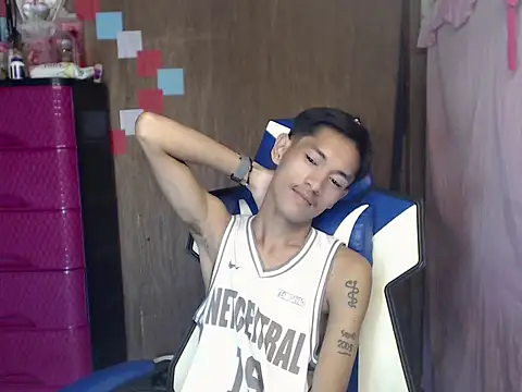 Snapshot of riks_tyler chatting on 07.23.26 riks tyler online show from 07.23.26