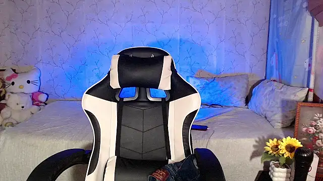 TssluttyNikka online show from 04.04.26