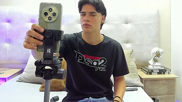 BenitoSaenz online show from 09.25.25