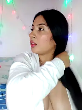 VALENTINA ROUSE  online show from 04.18.26