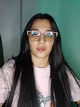Snapshot of VALENTINA_ROUSE_ chatting on 05.26.26 VALENTINA ROUSE online show from 05.26.26