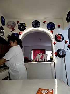 SeleneLuminari8 online show from 12.20.25