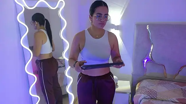 Snapshot of Rosalind_tay chatting on 01.09.26 Rosalind tay online show from 01.09.26