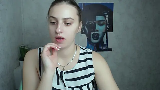 Snapshot of AmandaDimond_ chatting on 11.08.25 AmandaDimond online show from 11.08.25