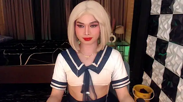 BigCockMaxineTS online show from 11.15.25