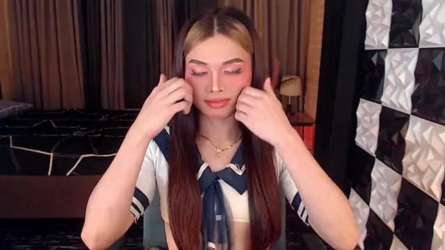 BigCockMaxineTS online show from 11.16.25