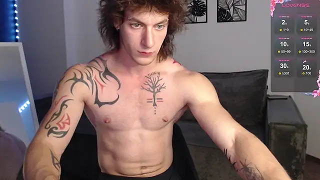 Snapshot of Brendan__Piks chatting on 09.20.25 Brendan Piks online show from 09.20.25