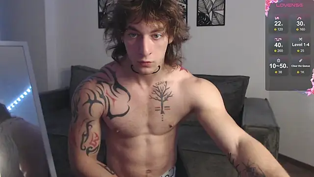 Snapshot of Brendan__Piks chatting on 10.05.25 Brendan Piks online show from 10.05.25