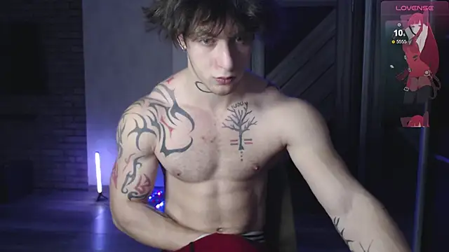 Snapshot of Brendan__Piks chatting on 12.23.25 Brendan Piks online show from 12.23.25