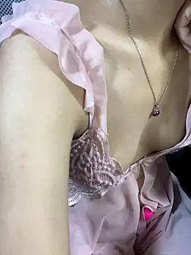 Mina048 online show from 10.05.25