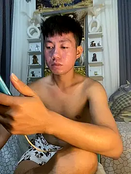 xshyboyx online show from 09.27.25