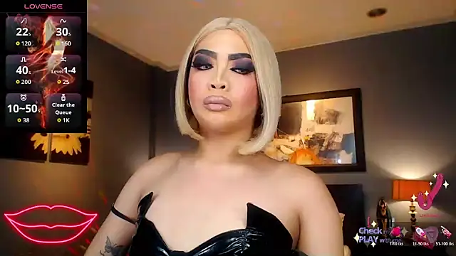 FridaHumphrey online show from 04.06.26