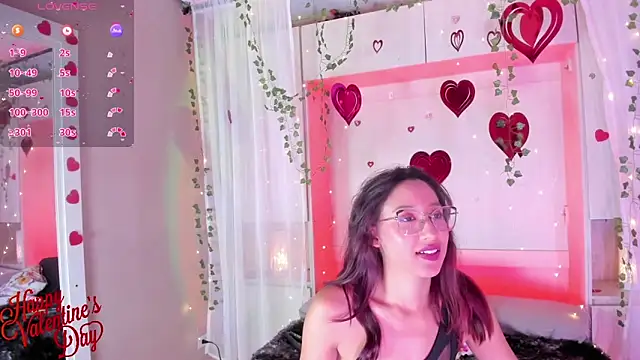 Snapshot of CamiGox chatting on 02.14.26 CamiGox online show from 02.14.26