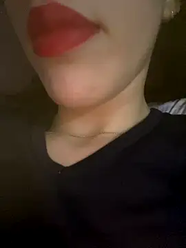 Mimisixo online show from 10.02.25