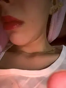 Mimisixo online show from 10.24.25