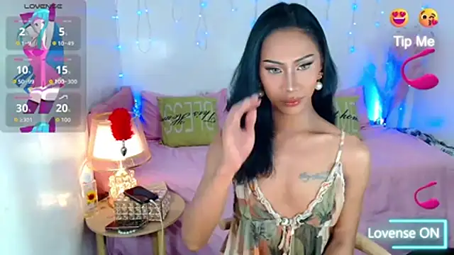 sassylatina online show from 10.25.25